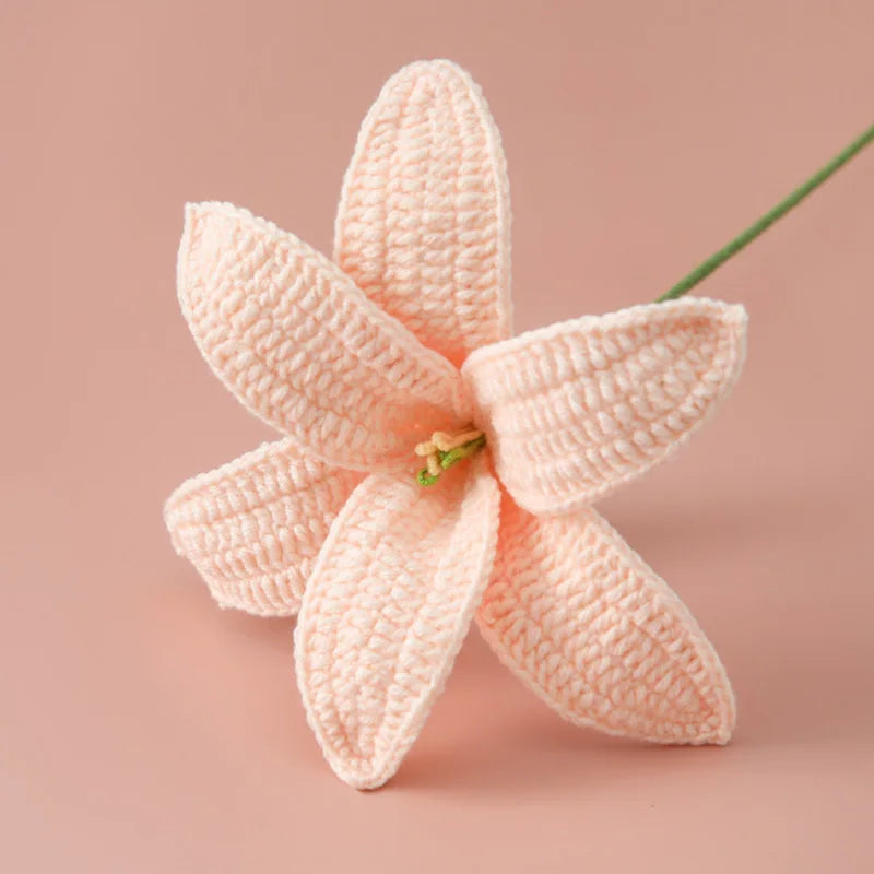 Artificial Flowers Hand-Knitted Lily Mother' Day Gift Crochet Flowers Homemade Bouquet Flower Home Desktop Decor Valentine'S Day