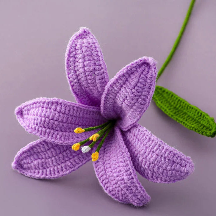 Artificial Flowers Hand-Knitted Lily Mother' Day Gift Crochet Flowers Homemade Bouquet Flower Home Desktop Decor Valentine'S Day